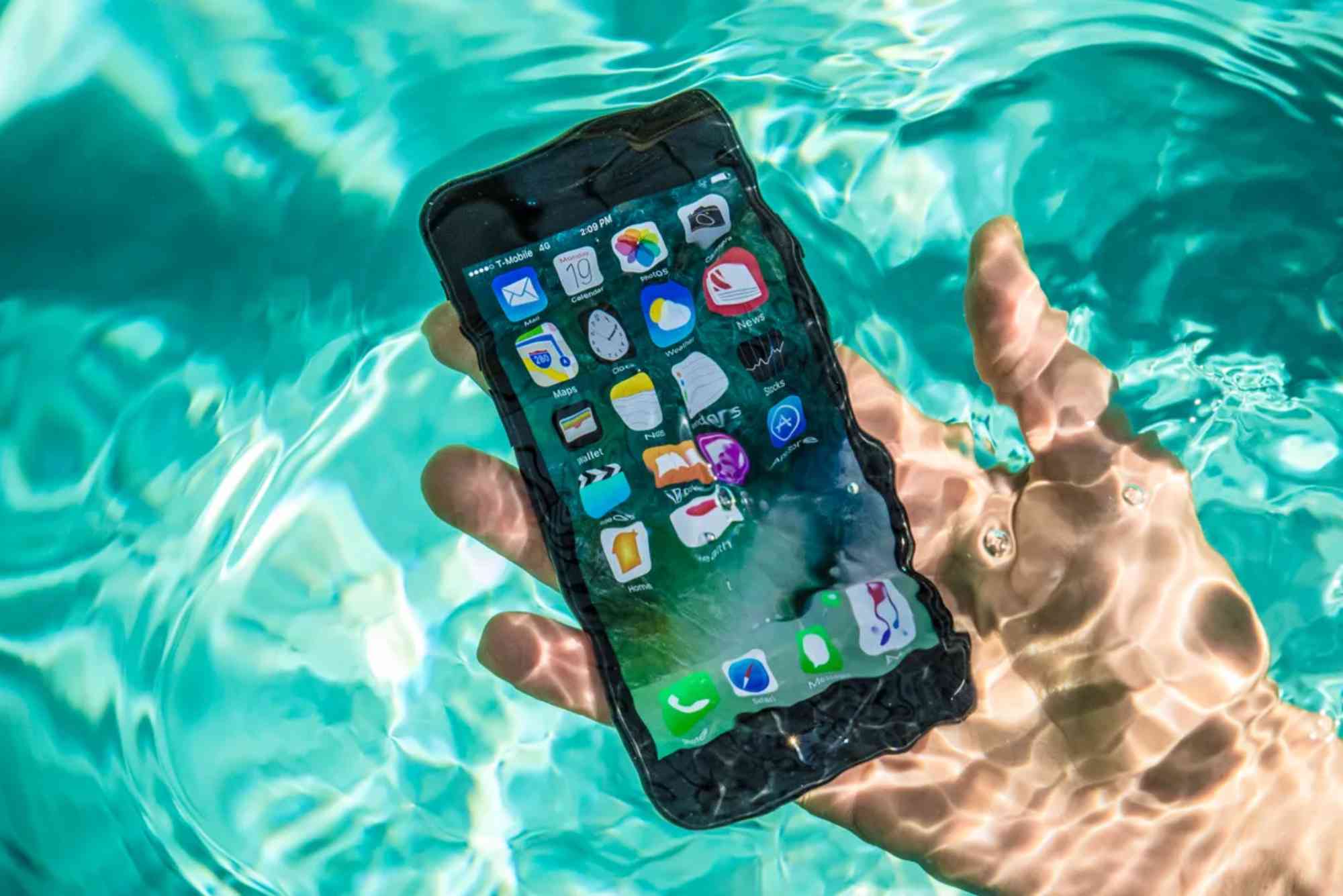 Waterproof Mobile Accessories – Protect Your Devices Anywhere.